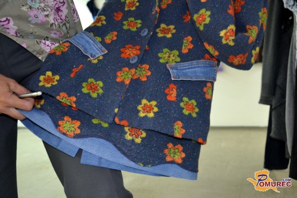 FOTO: »Mura nas povezuje« – iz starih oblačil nastajajo unikatni izdelki za nosečnice